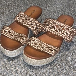 Espadrilles